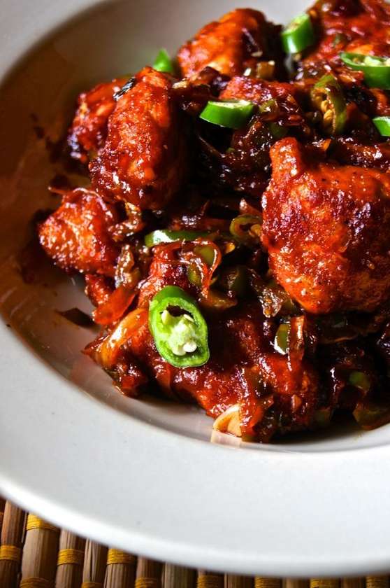 Nadan Style Chili Chicken (8 pcs)