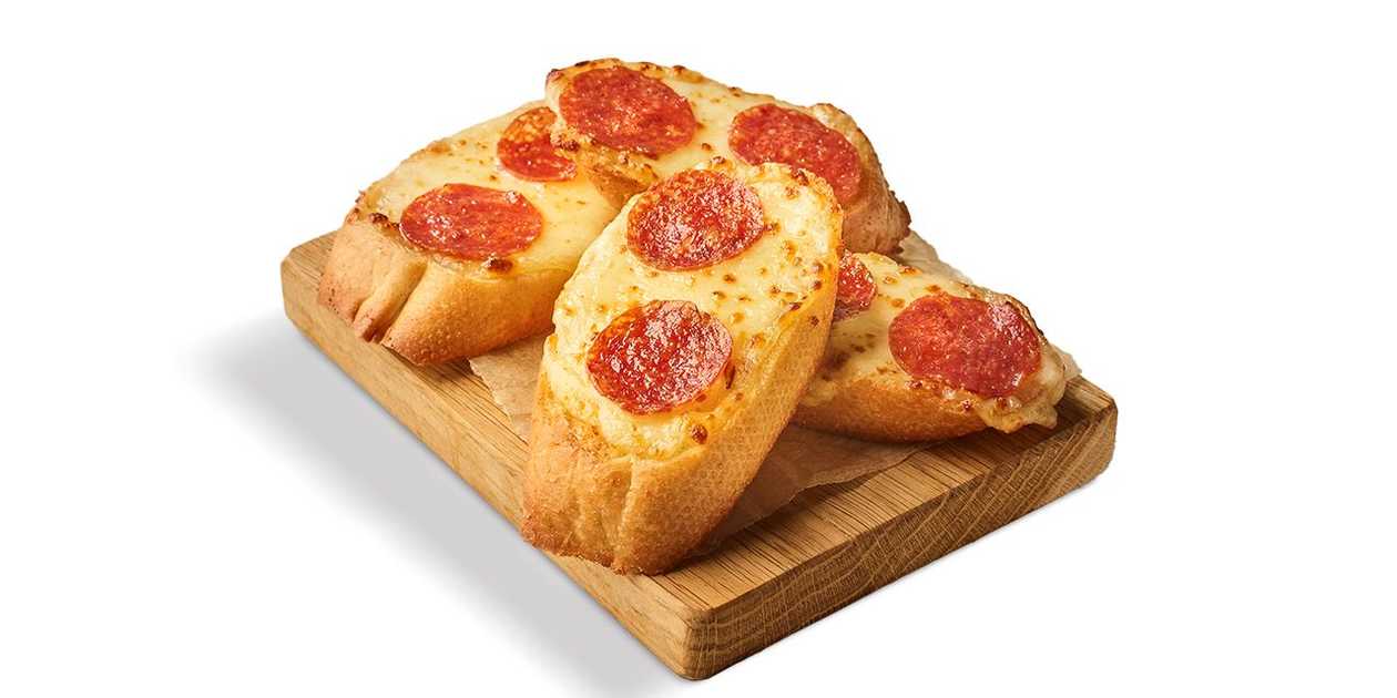 PIECZYWO CZOSNKOWE PEPPERONI