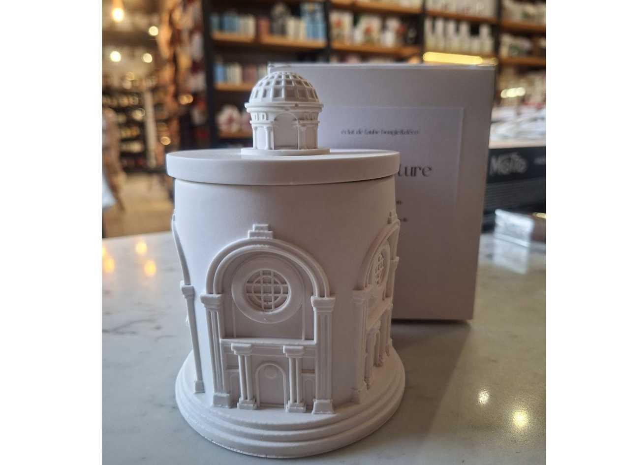 Agricultural Elegance White Candle