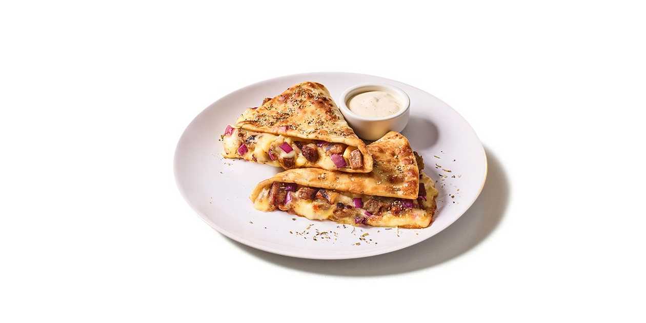 MELTS MEAT THE CHEESE