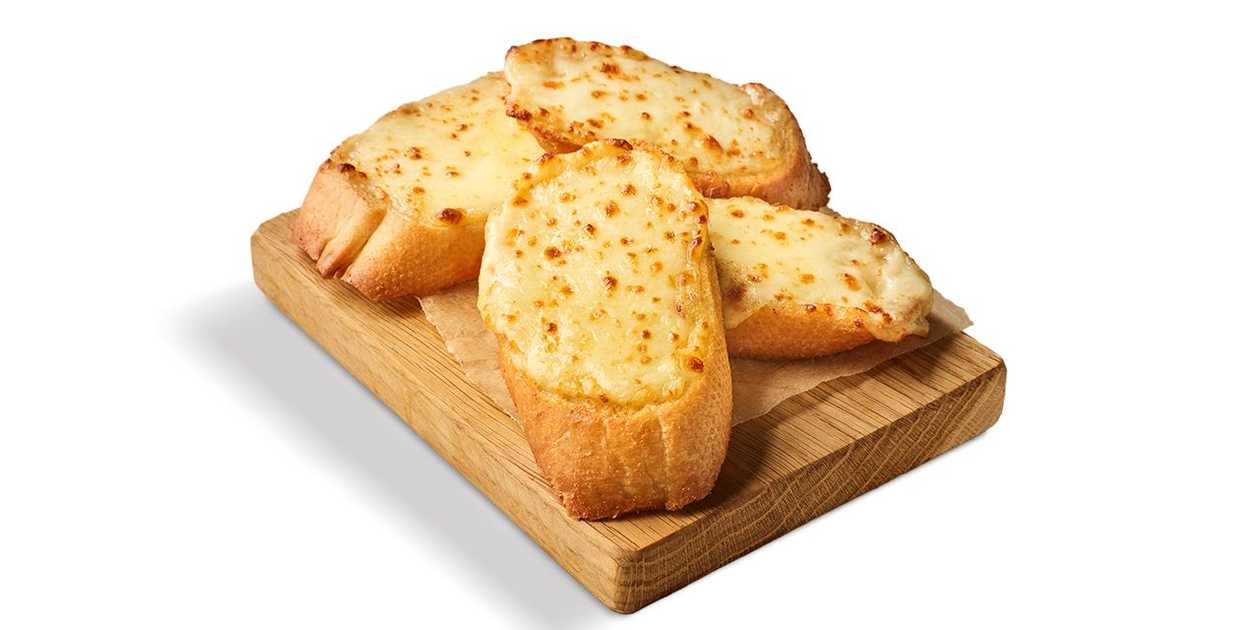 PIECZYWO CZOSNKOWE Z SEREM