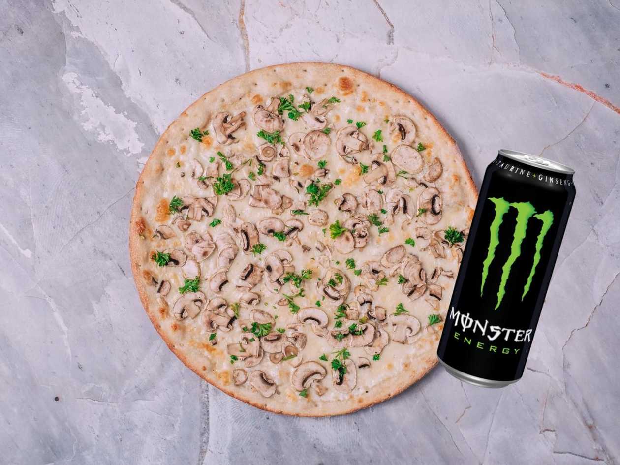 Champignon pizza menu  + Monster 0,5l