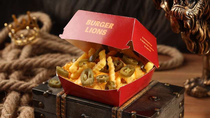 French Fries With Jalapeno,Cheese Sauce