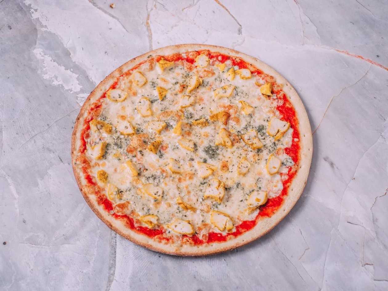 16. Chicken pizza