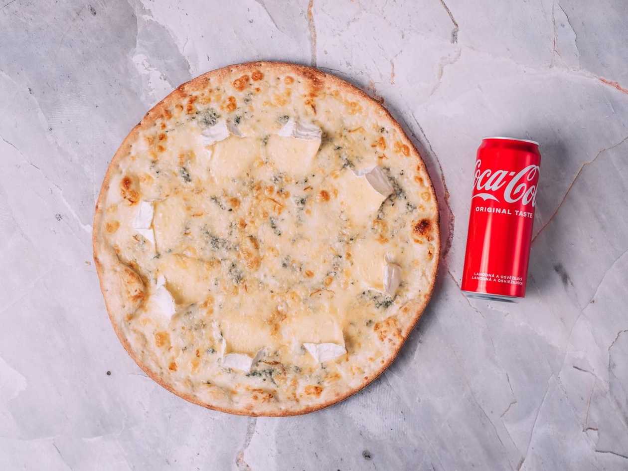 Lunch menu Cheese 32cm + drink 0,5l