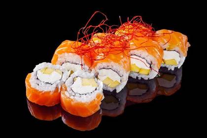 Philadelphia mango Roll  (8ks)