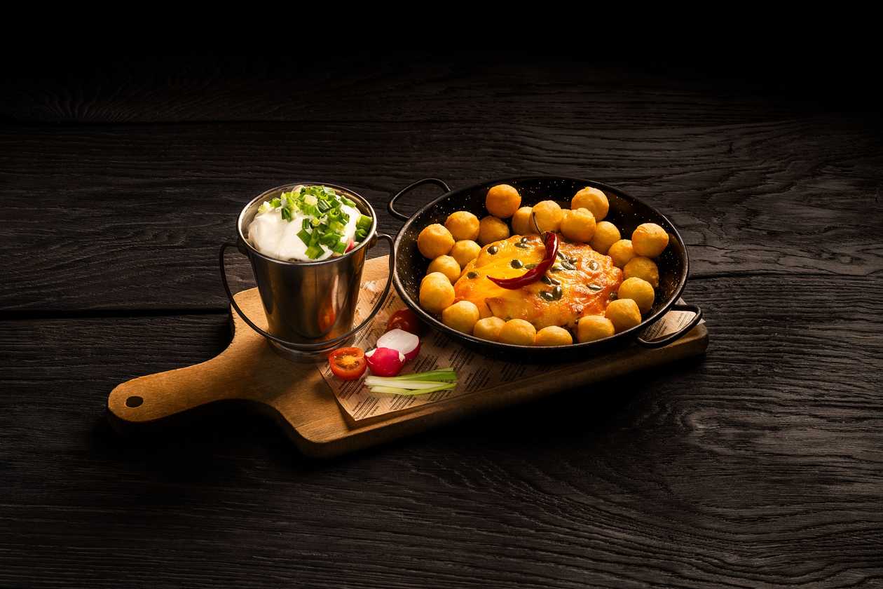 The legendary steak of Kaunas Old Town “Gildija”