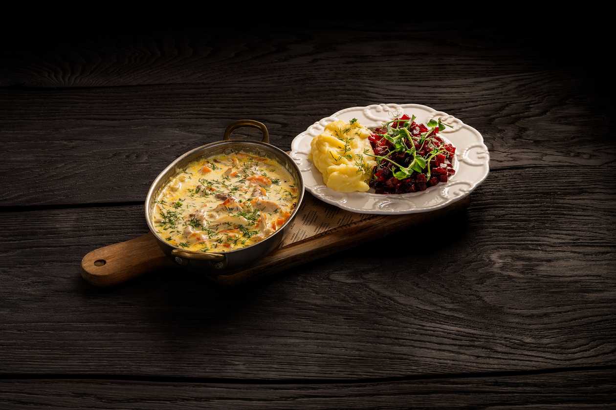 "Smetoniškai" prepared rabbit stew