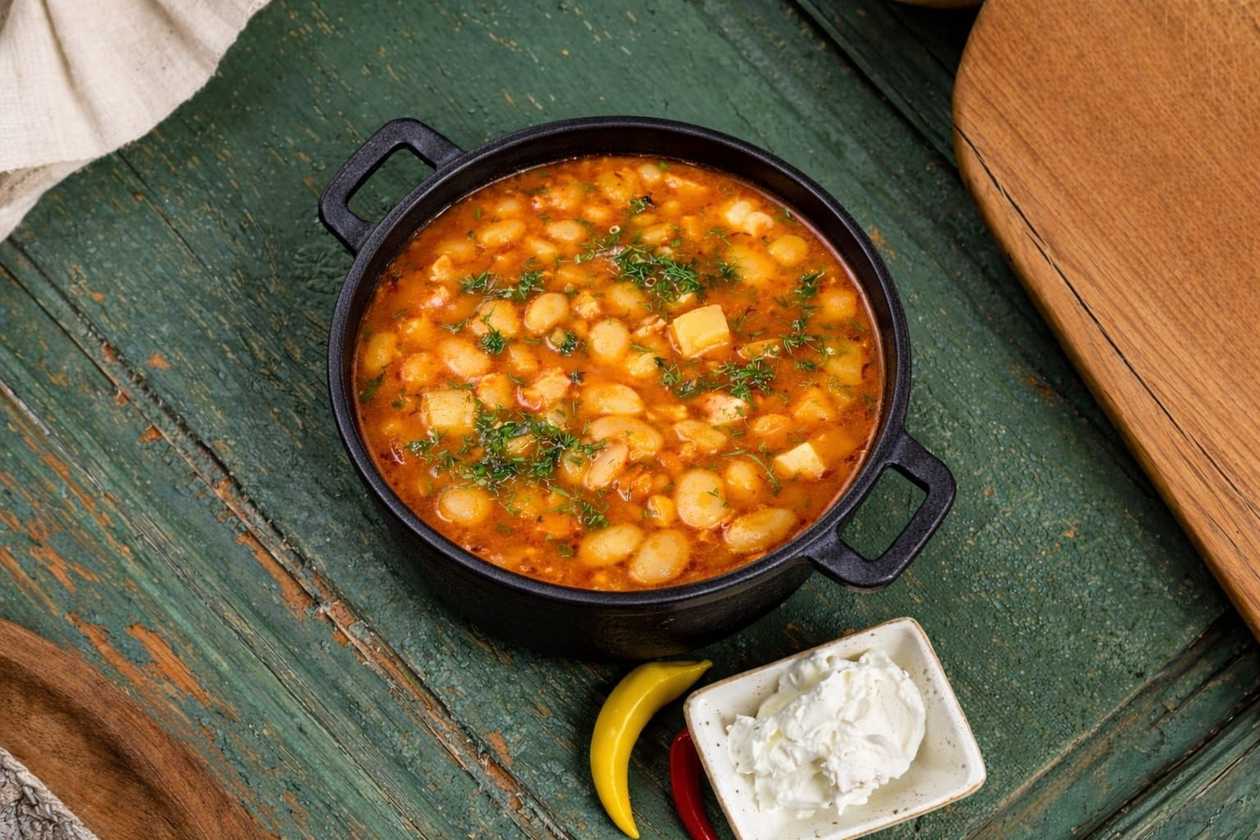 Ciorbă de fasole cu cimbru