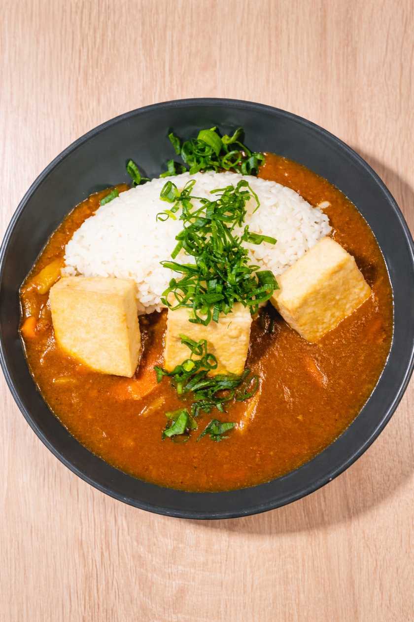 TOFU CURRY/CURRY Z TOFU