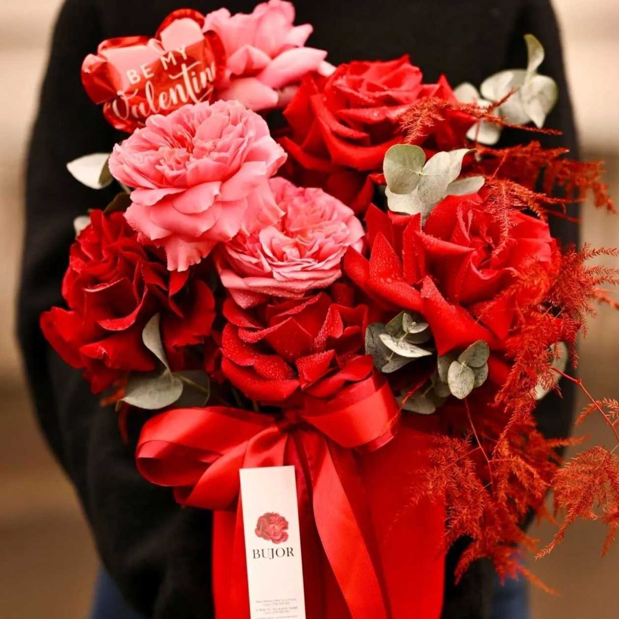 Floral Arrangement in a Box with Red and Pink Roses, for My Love