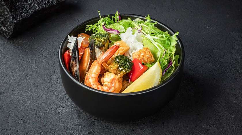 Боул з морепродуктами