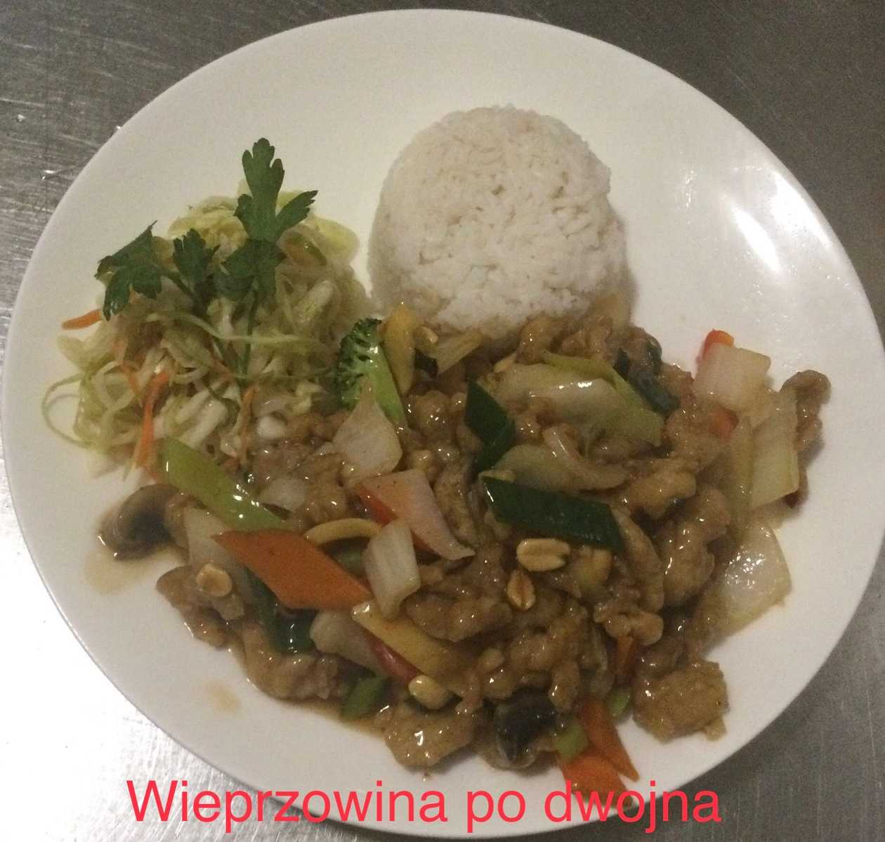 Wieprzowina Podwójnie Smażona z Orzechami