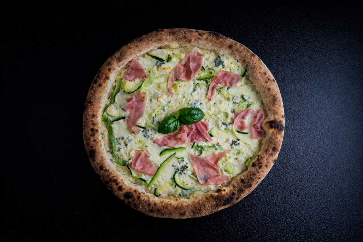 Cotto e Zucchine Pizza