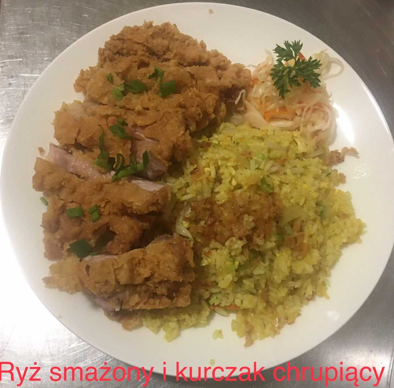 Ryż Smażony z kurczak chrupiący