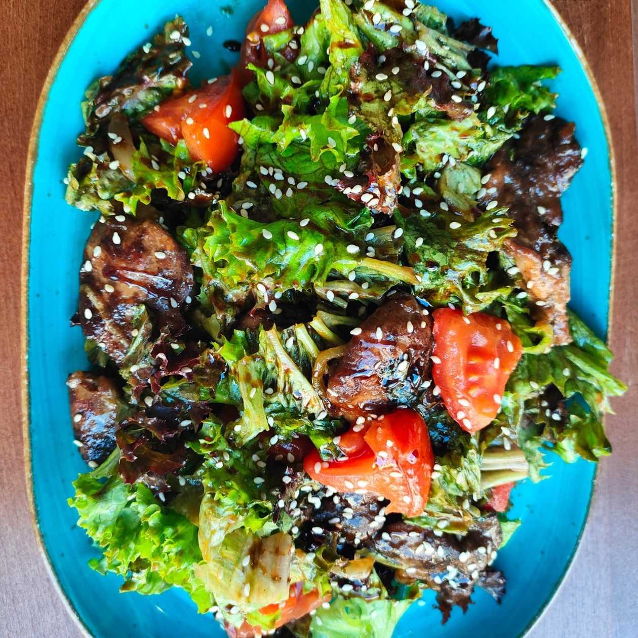 Sałatka z Wątróbką