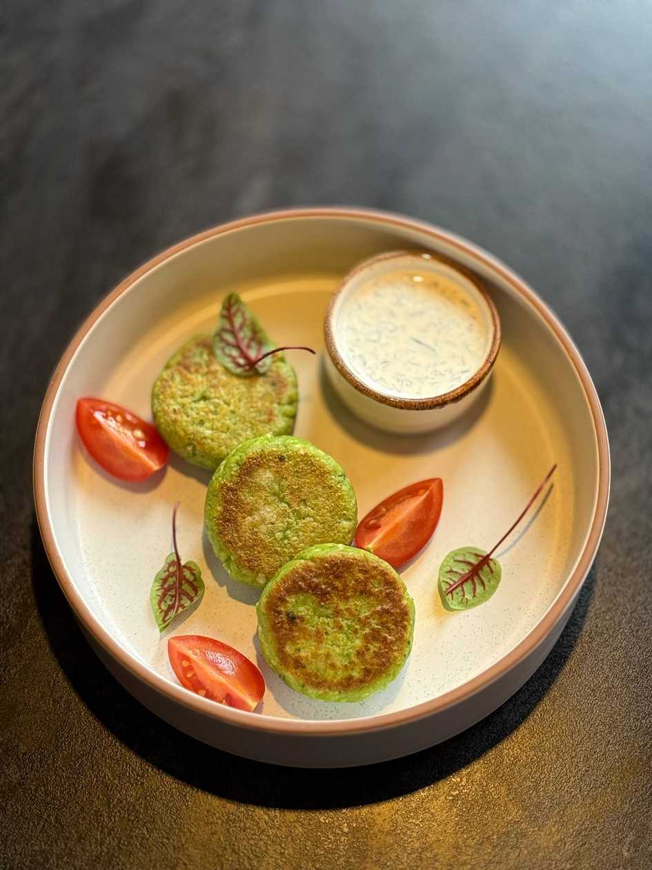 Солоні сирники зі шпинатом