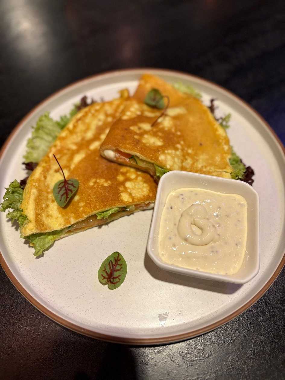 Омлет з лососем