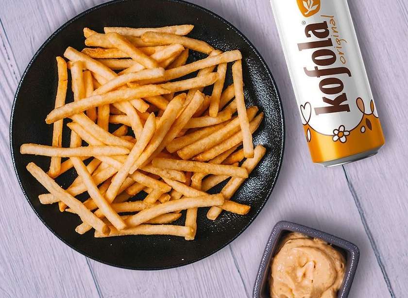 Belgická omáčka, hranolky, kofola