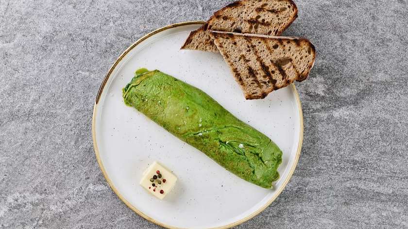 Špenátová omeleta s kozím sýrem