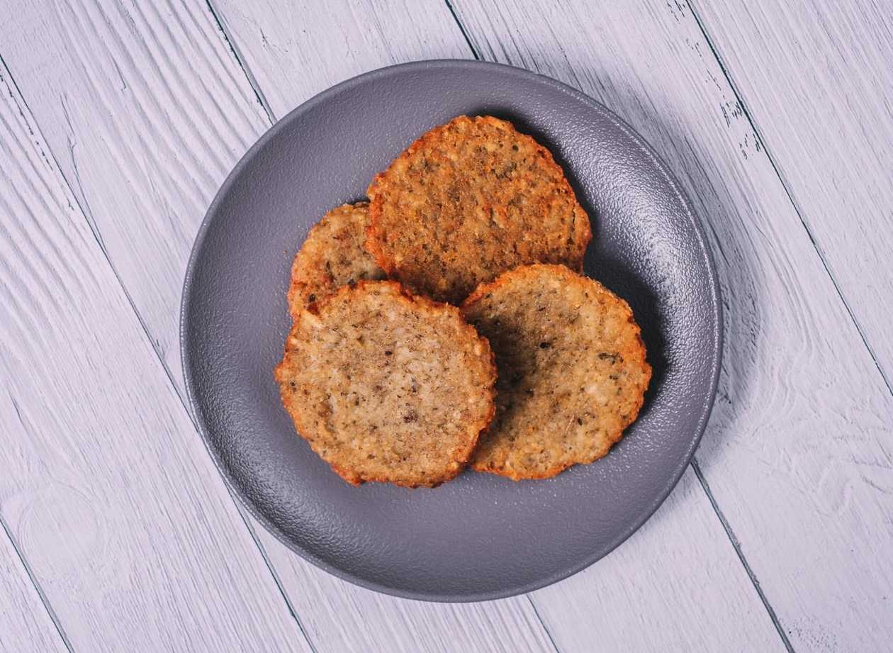 Bramboráky s česnekem a majoránkou