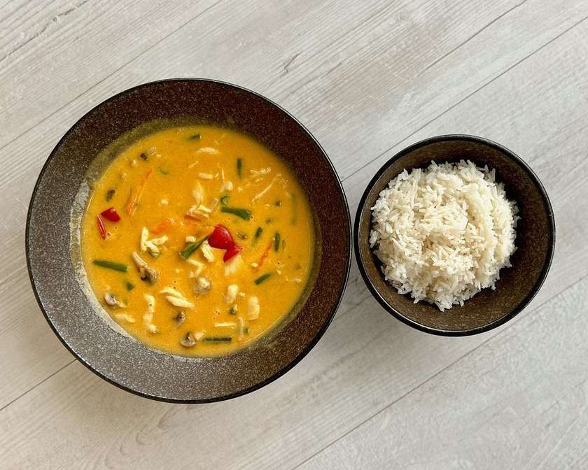 yellow curry gà - kuřecí