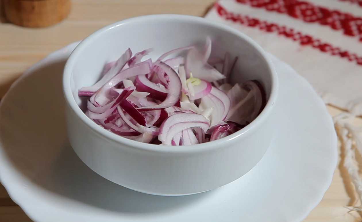 Onion salad