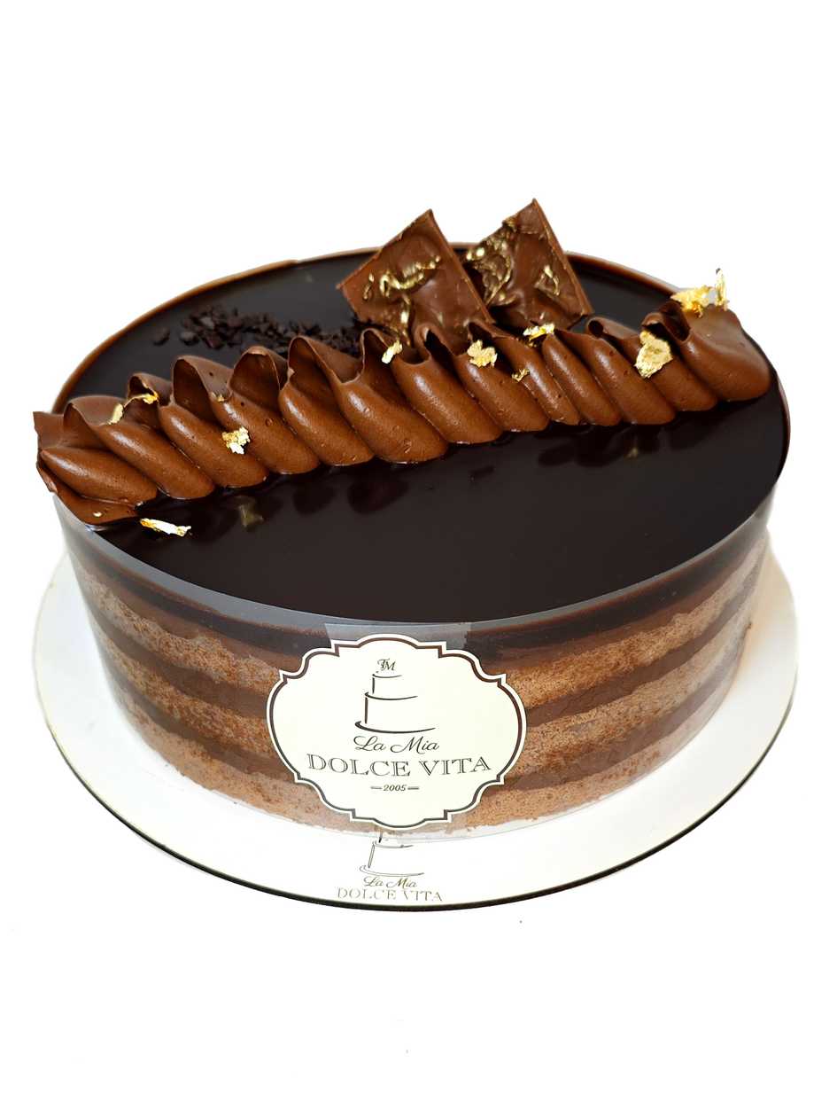 ტორტი შოკოლადის 14 ნაჭრიანი