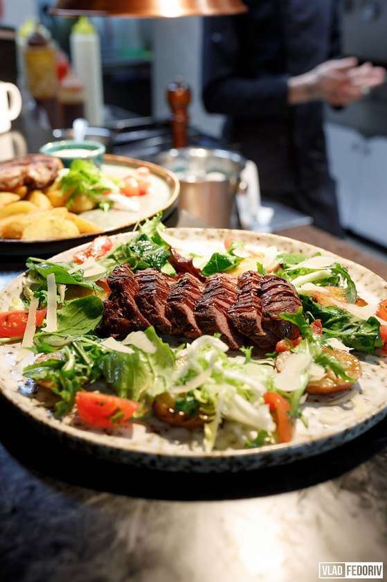 Тальята із яловичої вирізки з картоплею