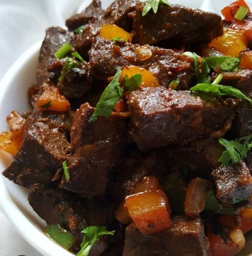 Maini wetfry/Ugali white