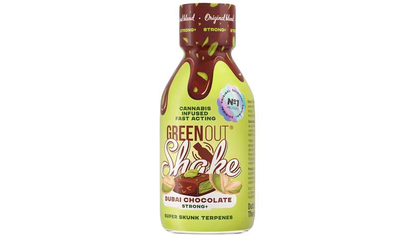 Green out Shake Strong+ Dubai Chocolate