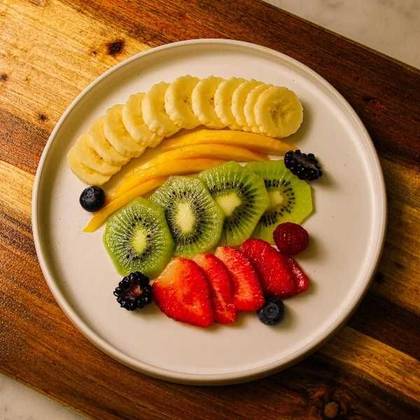 Prato de Frutas da Época