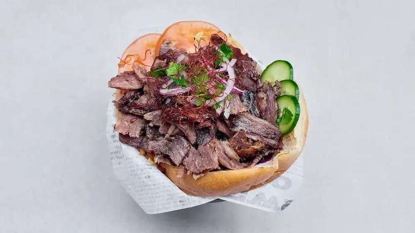 Bułka Wołowo-Baranie.