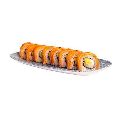 Uramaki z krewetkami w tempurze i opalanym łososiem spisy mango