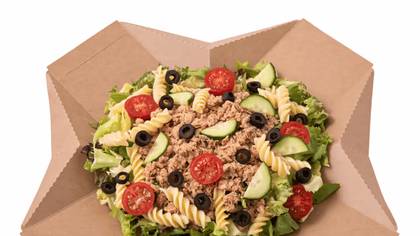 Salad with tuna and pasta