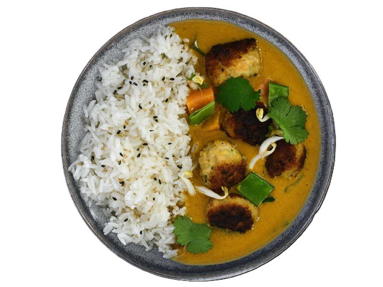 Chicken Meatballs Yellow Curry