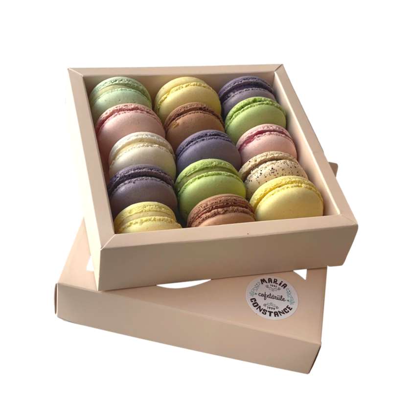 Cutie 15 Macarons
