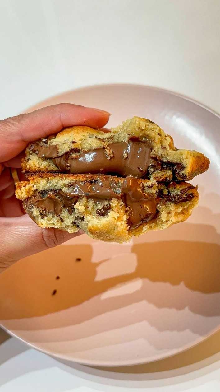 Cookie estilo NY recheado com Nutella