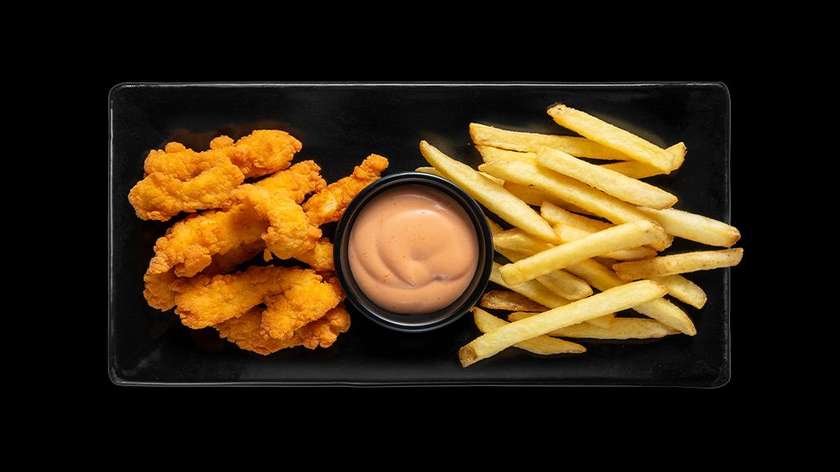 Vištienos juostelės su gruzdintomis bulvytėmis