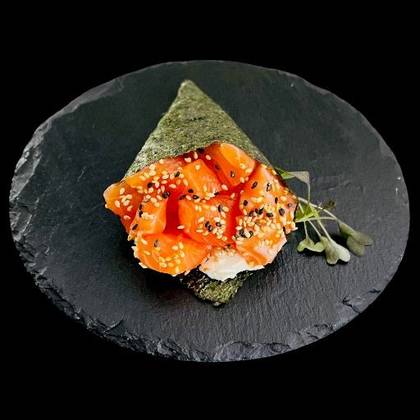 Salmon and Philadelphia Cream Cheese Temaki