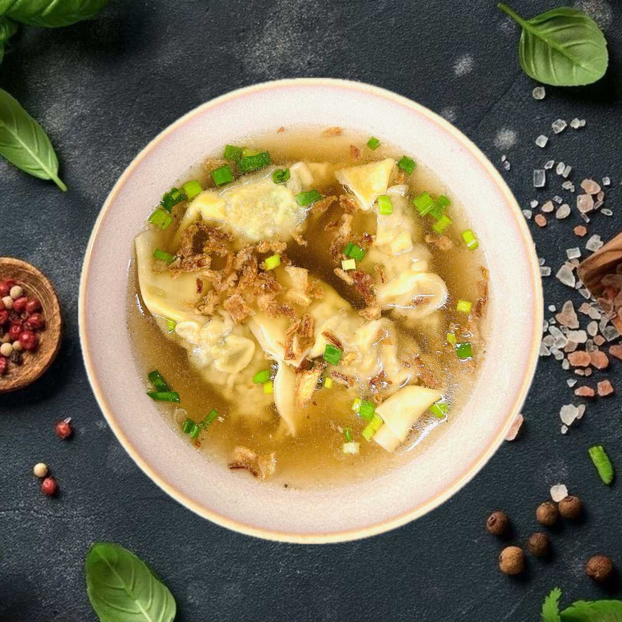 Zupa wonton z wieprzowiną (4 szt.) / Wonton Soup with Pork (4 pcs)