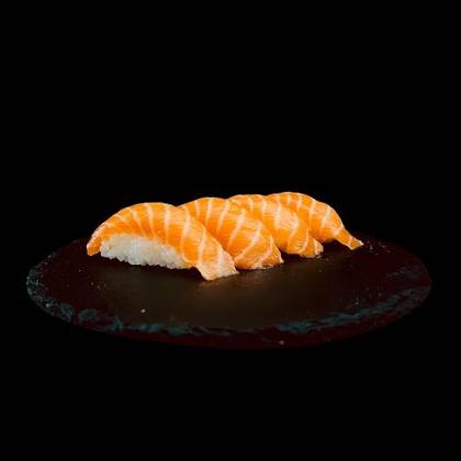 Salmon Nigiri (4 pieces)