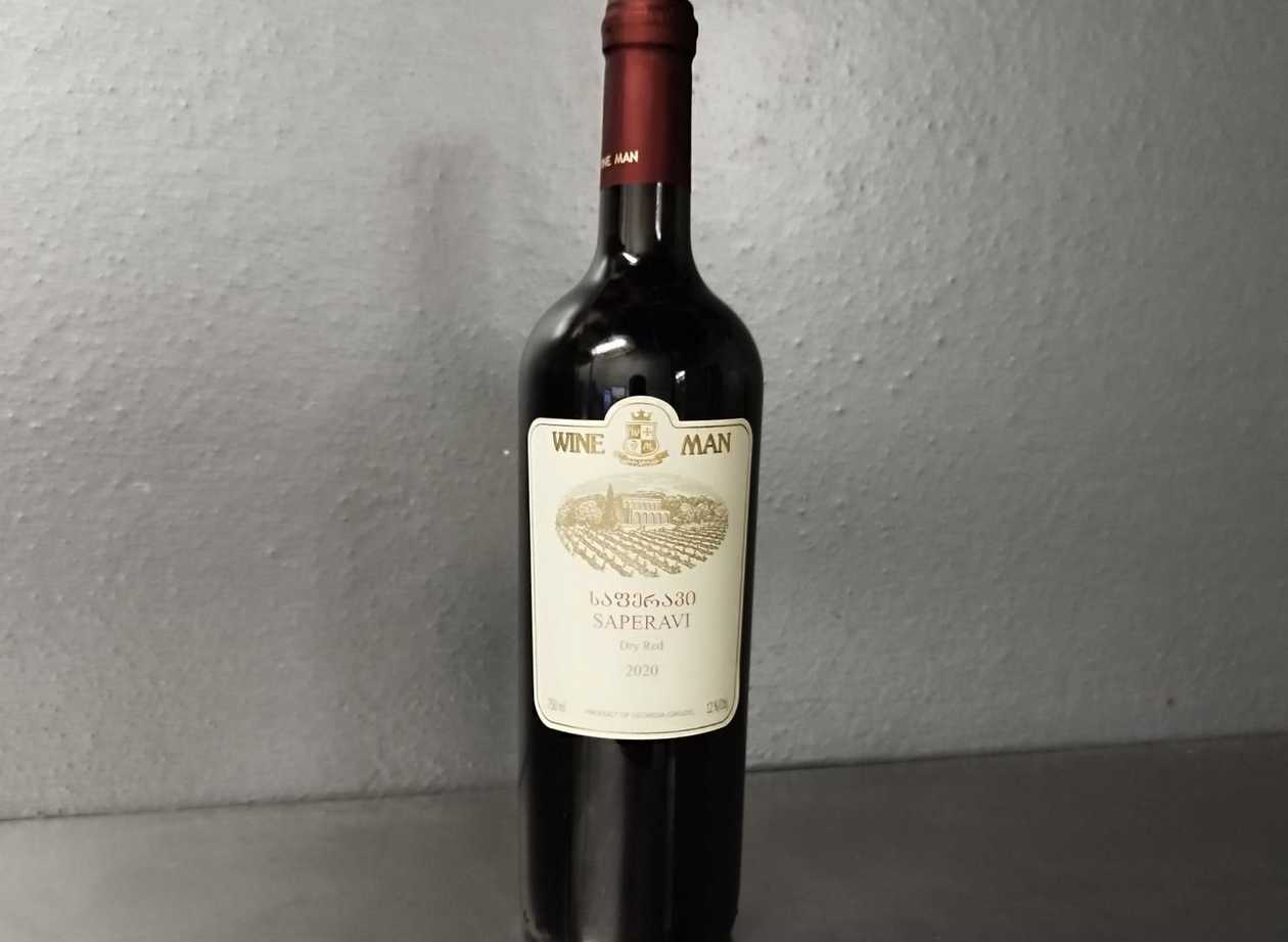 Červené Víno Saperavi