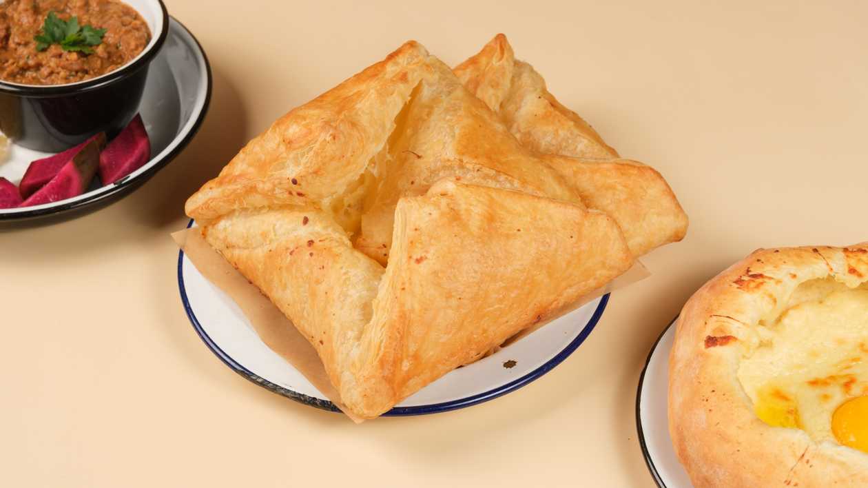 Puff pastry Khachapuri (2 pieces)