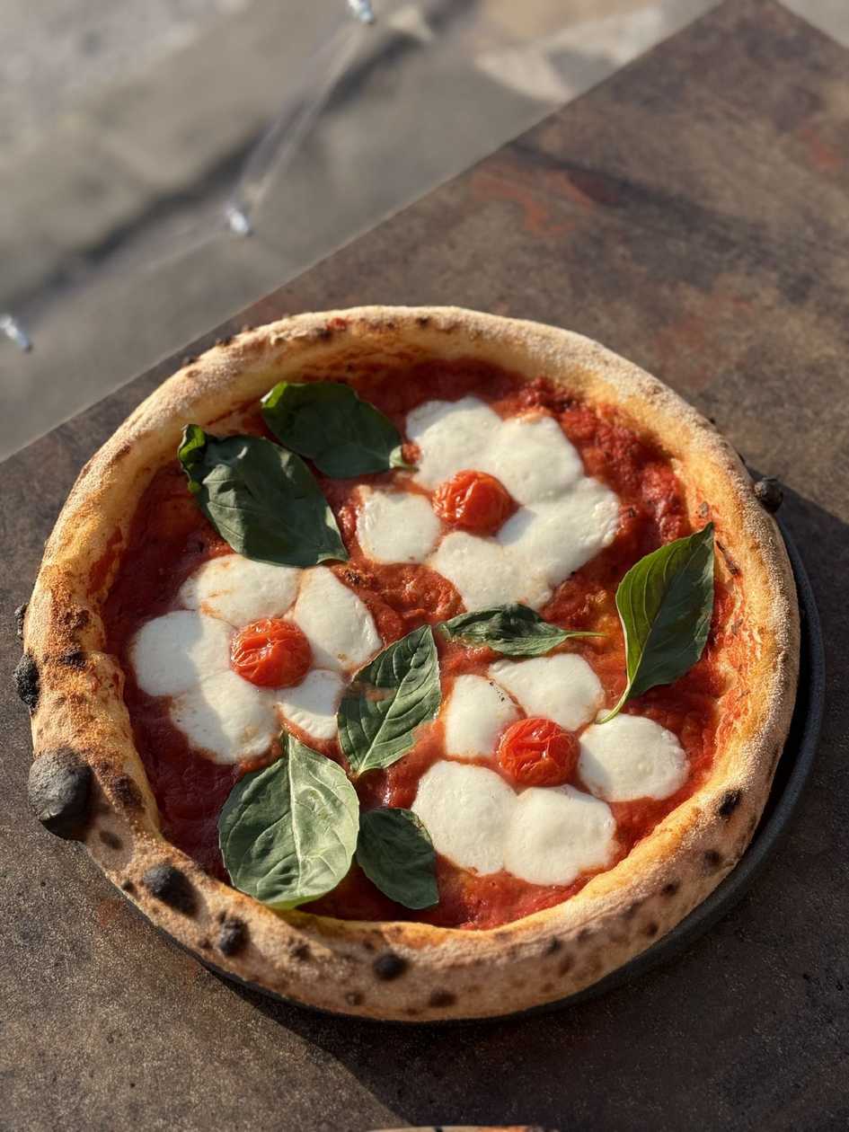 Pizza Margarita Bloom