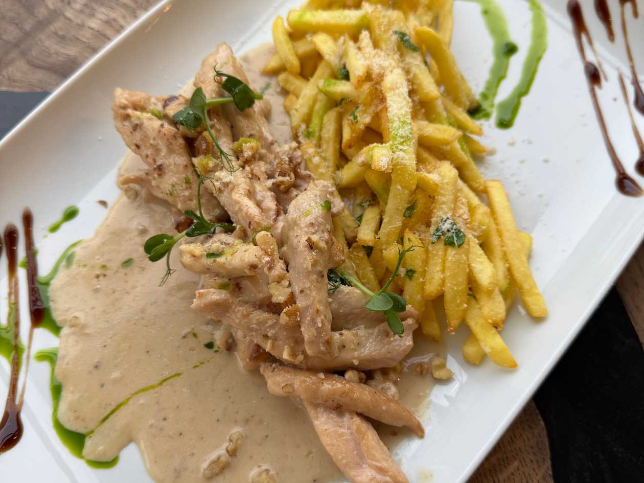 Piept de pui cu sos de gorgonzola