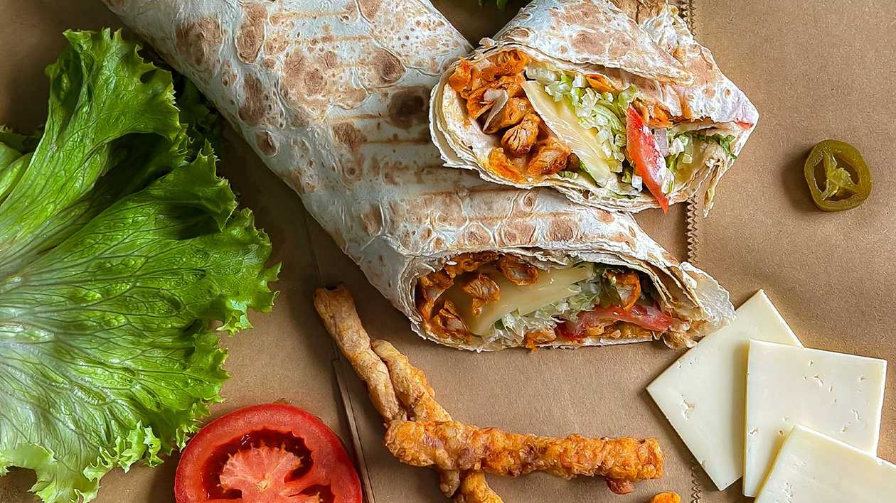 შაურმა ღოროის ხორცით და ყველით სტანდარტი