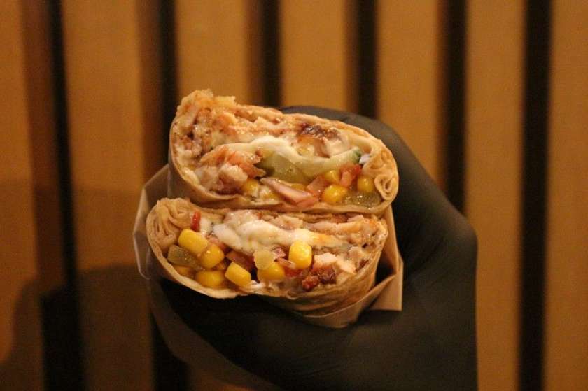 LARGE VEGETABLE SHAWARMA