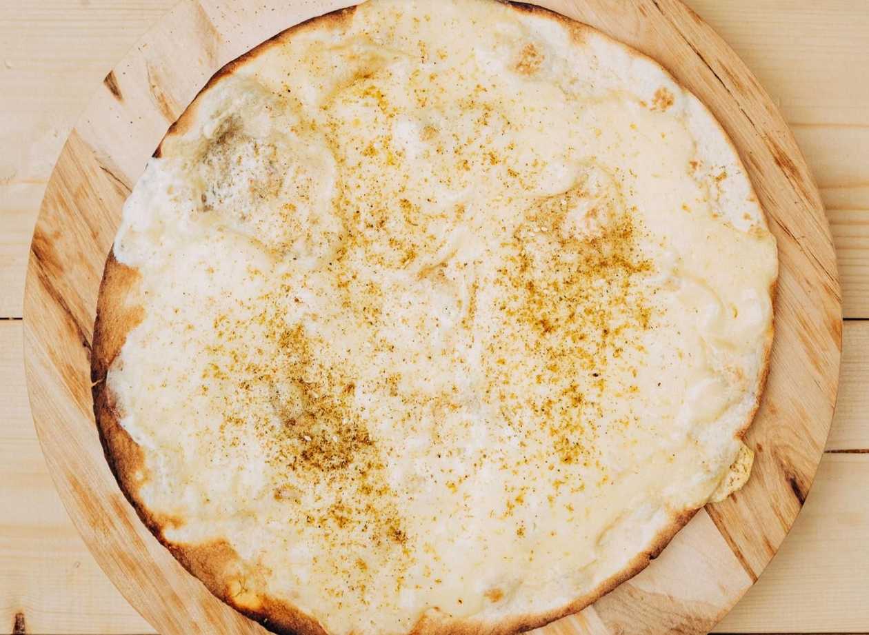 Lamaggio with cheese 30 cm