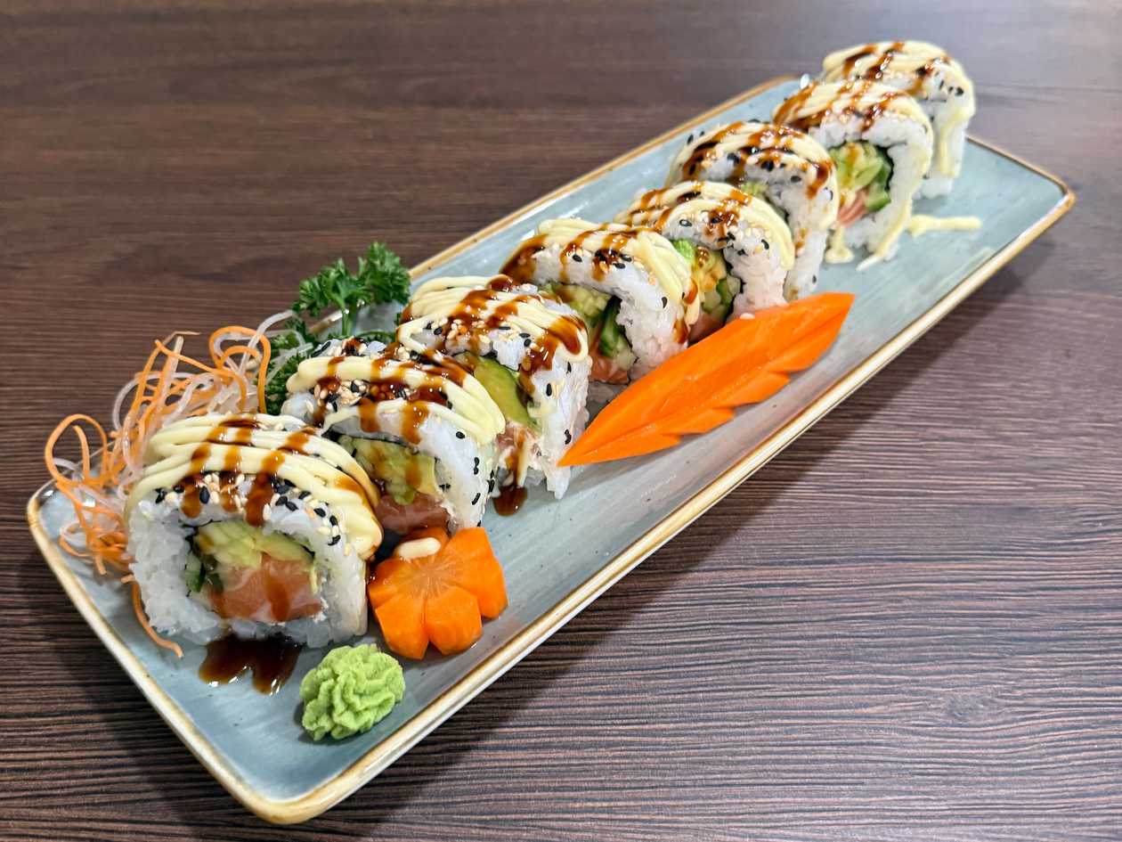 M27. Shrimp Roll
